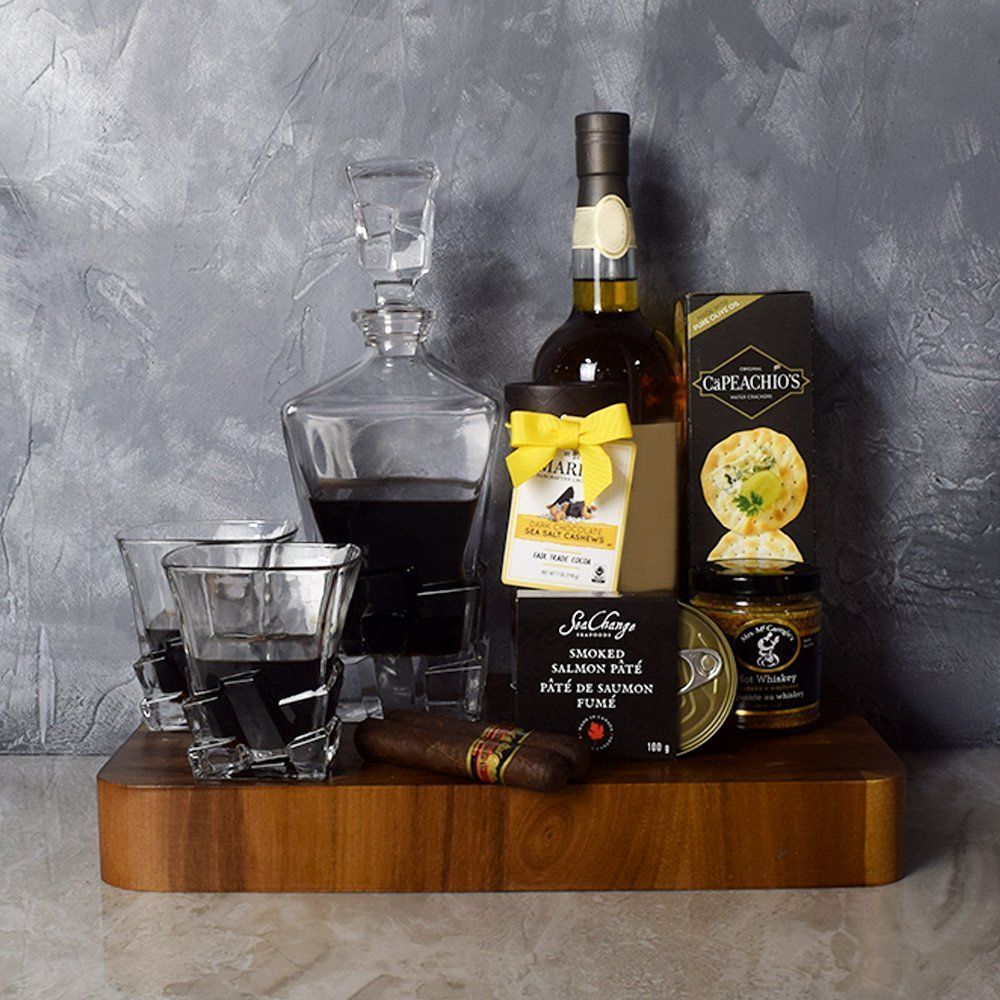 Deluxe Decanter Basket is a wonderful way to send someone your regards, courtesy from California Baskets - California Delivery