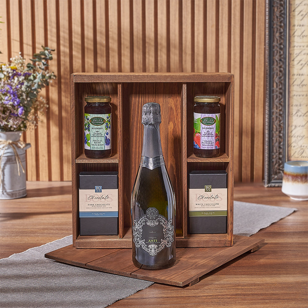 Kosher Champagne &amp; Sweet Gift Box, kosher gift, kosher, champagne gift, champagne, sparkling wine gift, sparkling chocolate gift, chocolate, California delivery