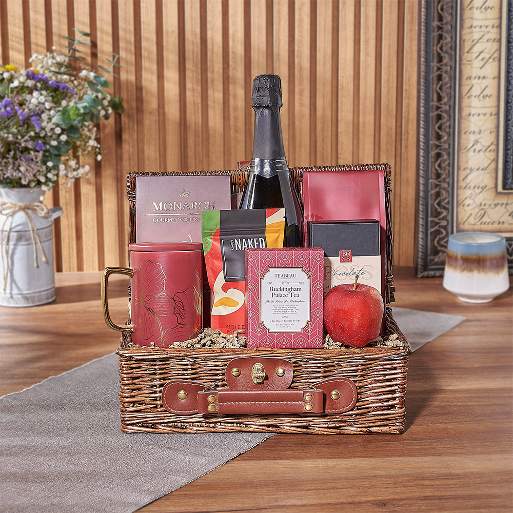 Kosher Champagne &amp; Treats Basket from California Baskets - Champagne Gift Set - California Delivery